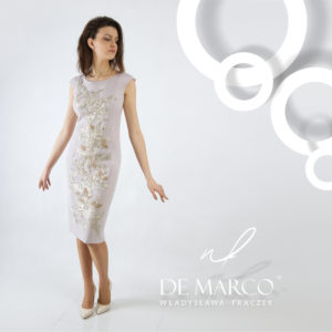 Ekskluzywna sukienka dla mamy wesela dostępna w sklepie internetowym de Marco