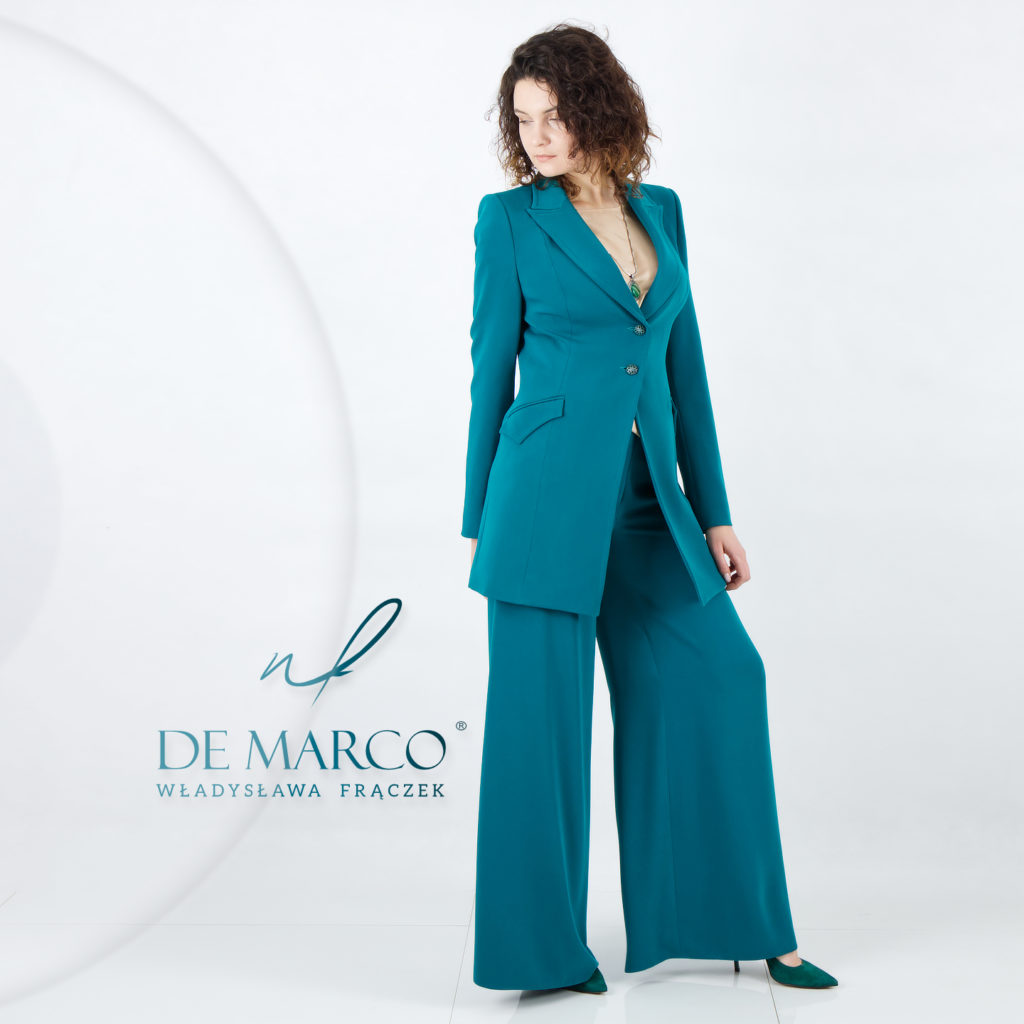 Najmodniejsze garnitury damskie dla 50 latki, 60 latki szyte na miarę w De Marco. Zielone polskie garnitury