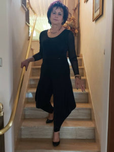 Alternatywa dla małej czarnej. Elegancki czarny kombinezon damski De Marco Opinie: nasza Klientka - Szanowna Pani Anna Wrona.
