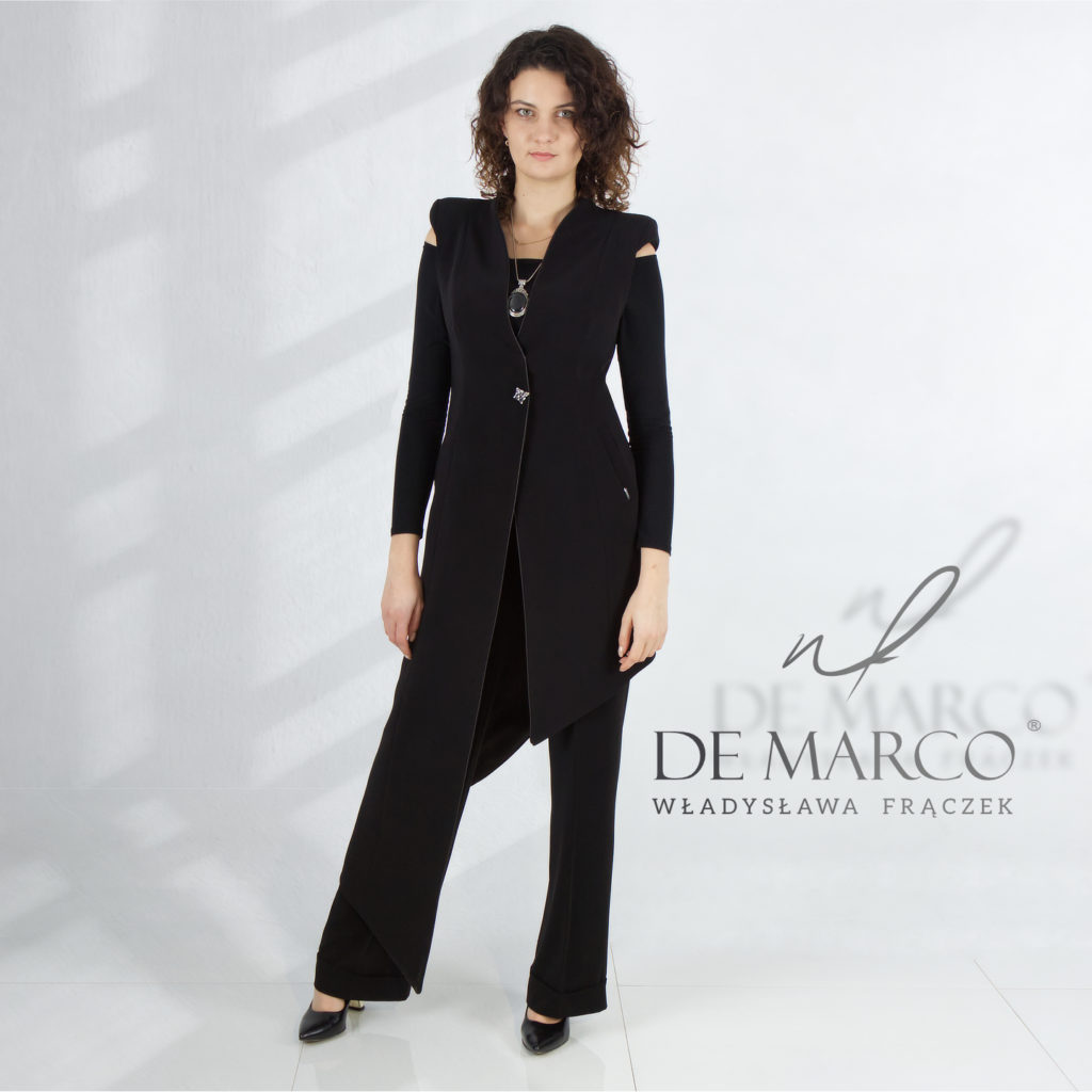 Ekskluzywny ekstrawagancki asymetryczny czarny płaszcz De Marco luksusowa polska marka Sklep internetowy