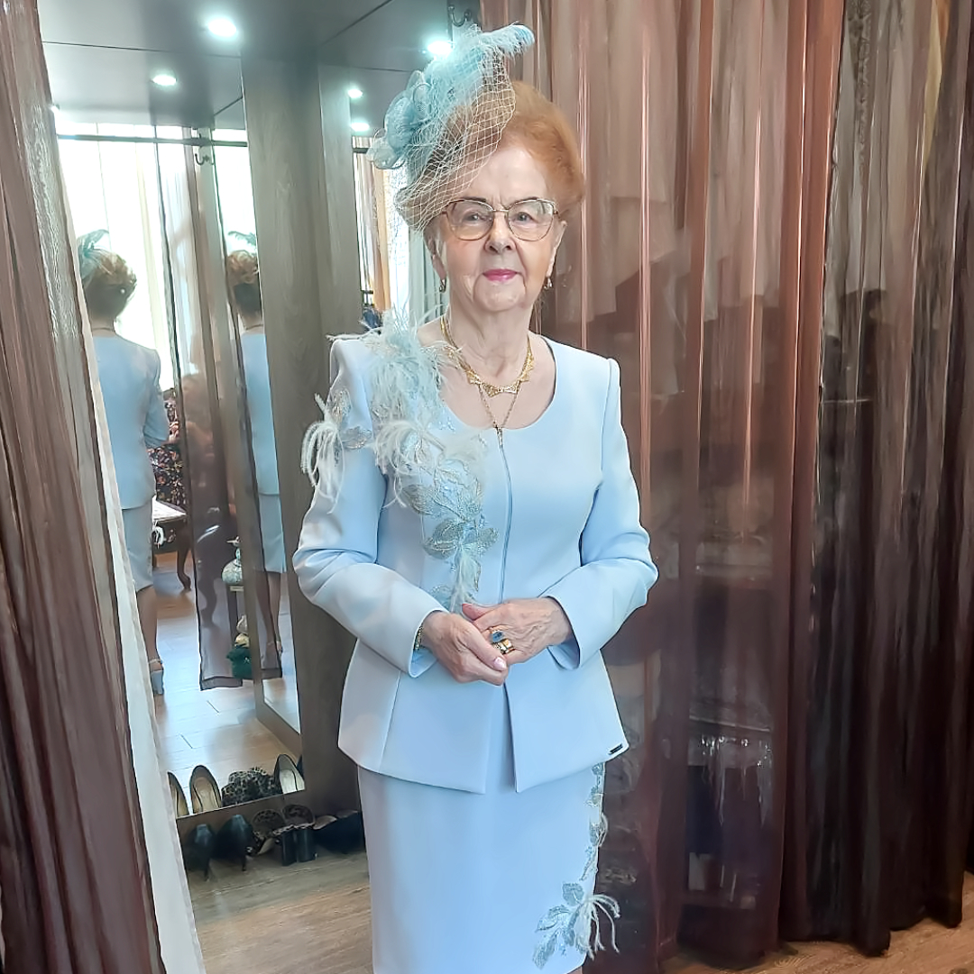 Ekskluzywne garsonki damskie w stylu angielskim De Marco