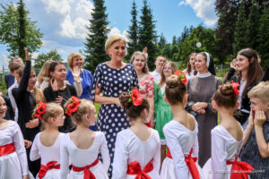 Pierwsza dama Polski Pani Agata Kornhauser-Duda w sukience z De Marco