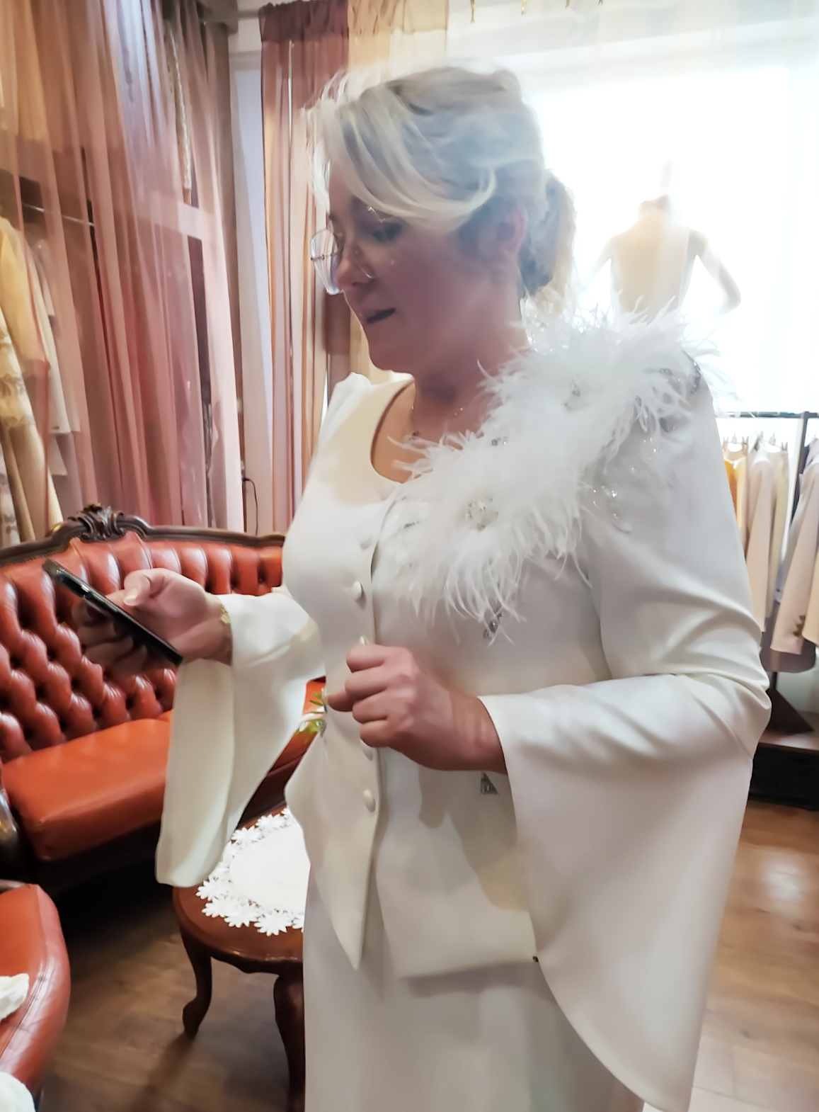 De Marco exclusive bridal suit. Bespoke creation for the bride 30+ 40+