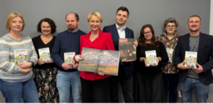 Eleganckie ubrania do pracy projektowane i szyte na miarę w Polsce